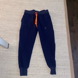 Uman Relaxed Jogger Scrub Pants